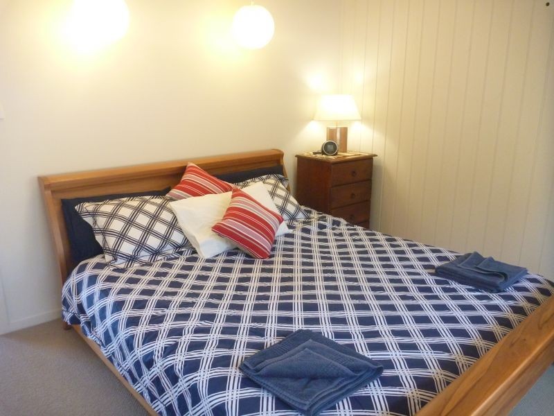 14 Wray ST, Batemans Bay North NSW 2536