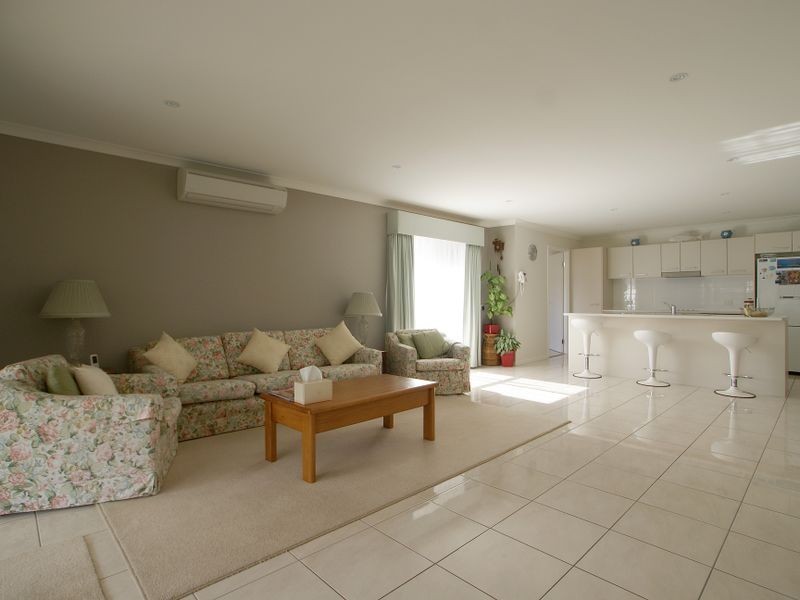 7 Martin Place, Broulee NSW 2537