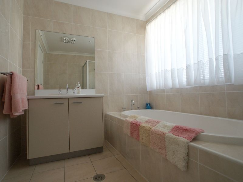 7 Martin Place, Broulee NSW 2537