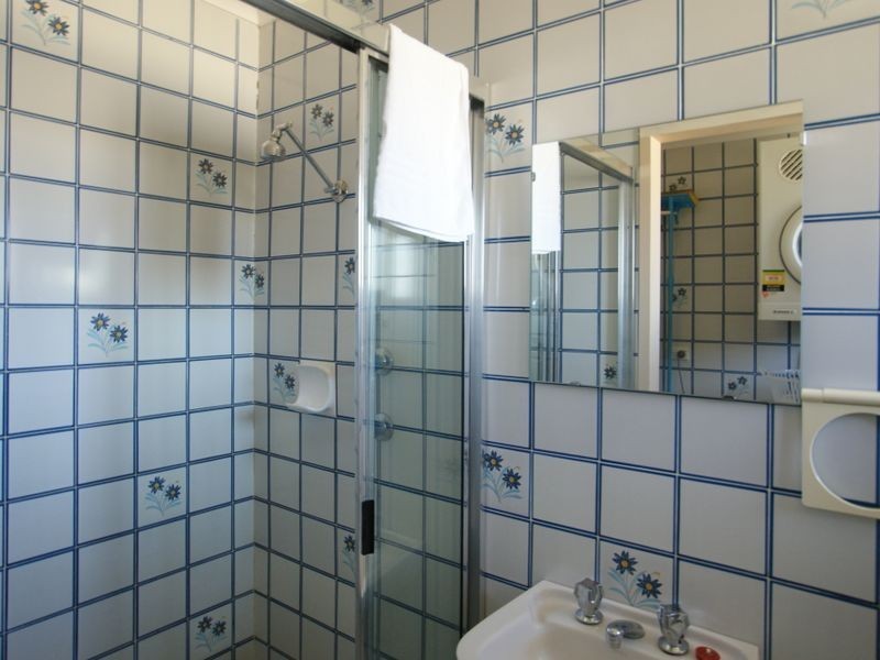 8/2-4 Matthew Pde, Batehaven NSW 2536