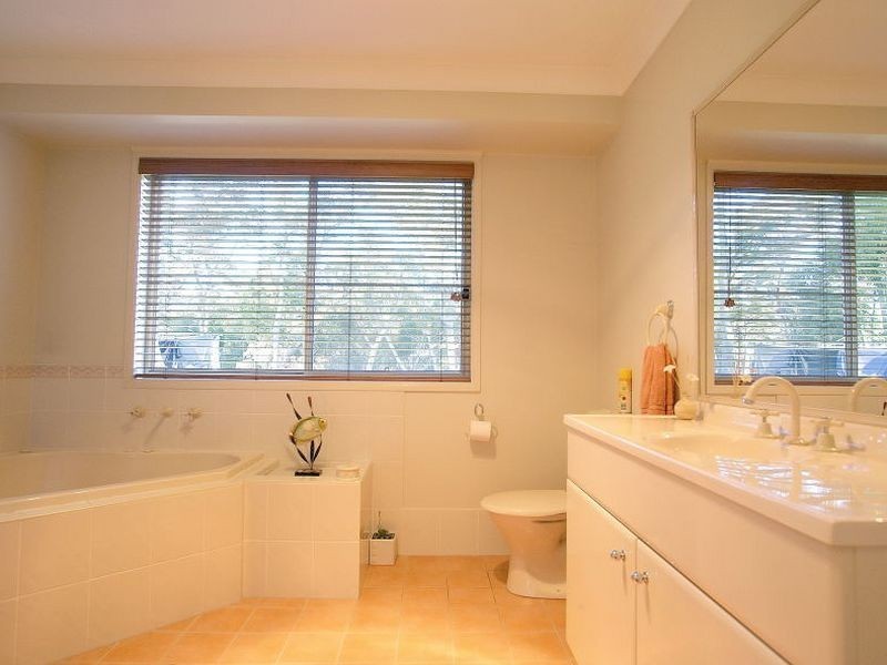 77 Clyde View Drive, Long Beach NSW 2536