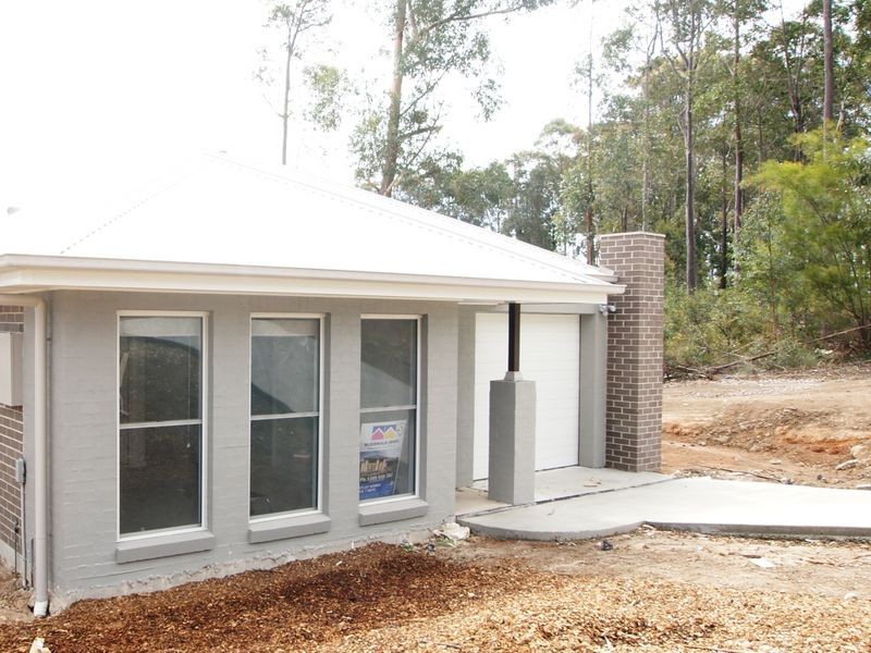 34 Wentworth Ave, Sunshine Bay NSW 2536