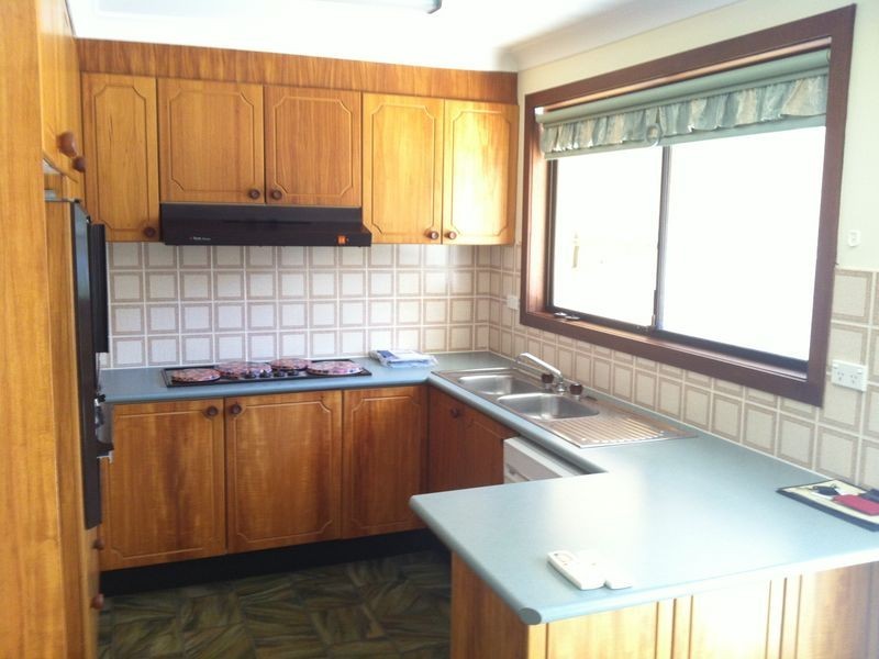 4/6-8 Newth Pl, Surf Beach NSW 2536