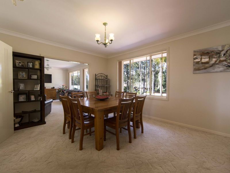12 Blaxland Crescent, Sunshine Bay NSW 2536