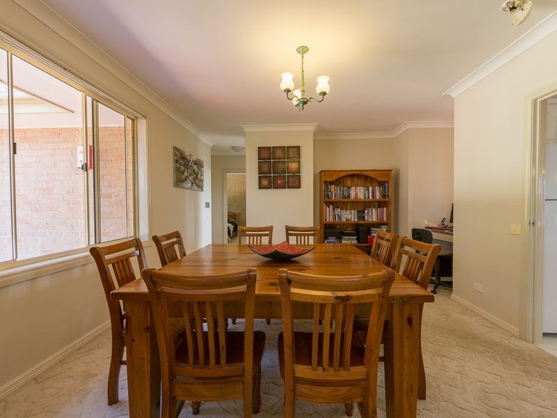 12 Blaxland Crescent, Sunshine Bay NSW 2536