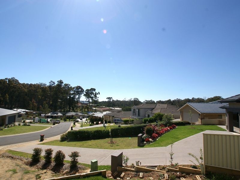 11 Luks Way, Sunshine Bay NSW 2536