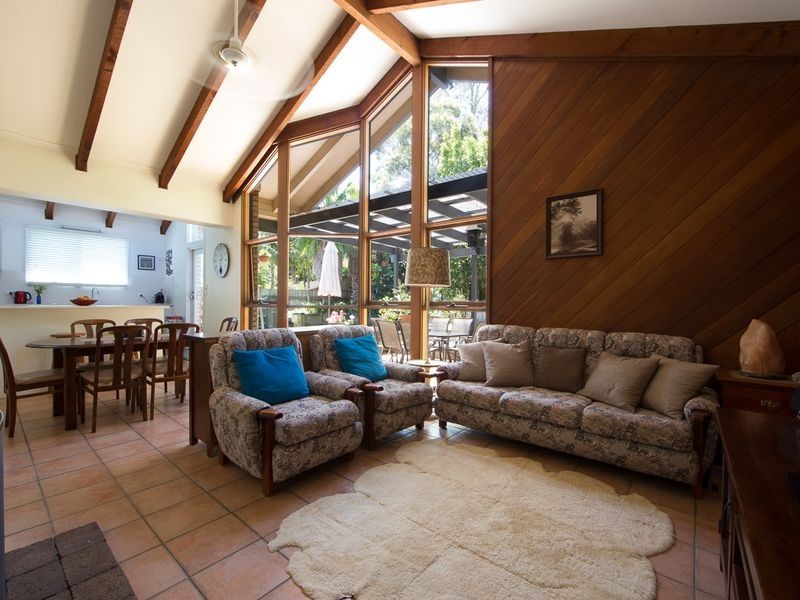 22 Beauty Crescent, Surfside NSW 2536