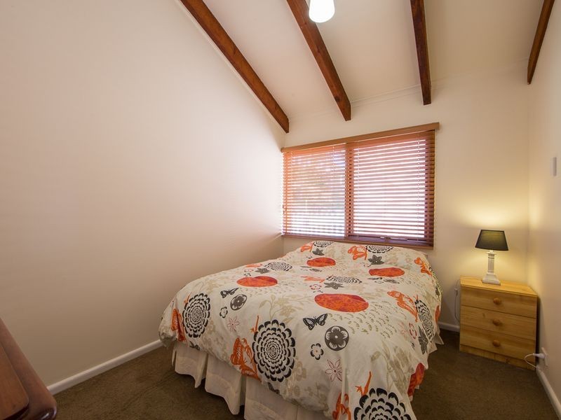 22 Beauty Crescent, Surfside NSW 2536