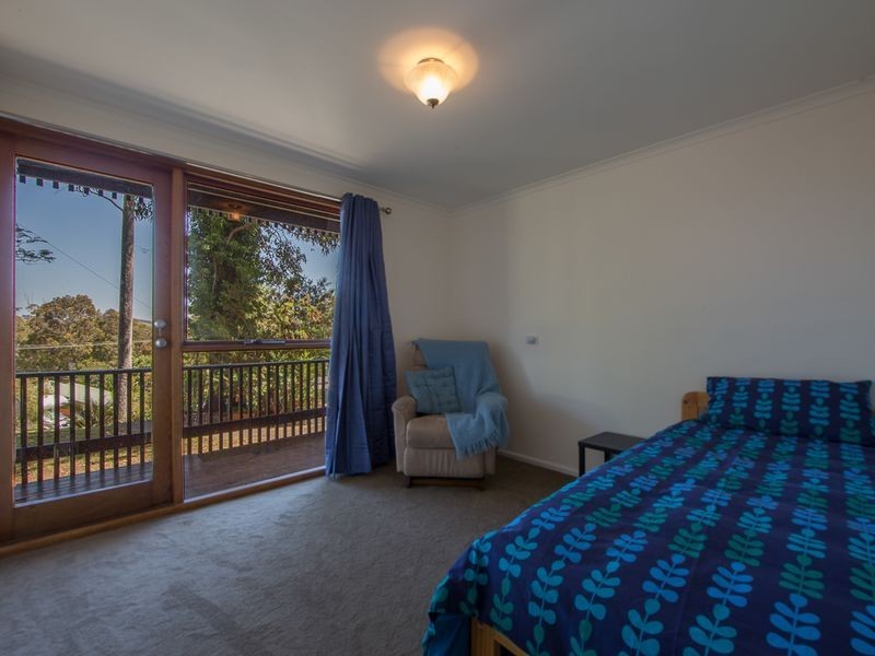 22 Beauty Crescent, Surfside NSW 2536