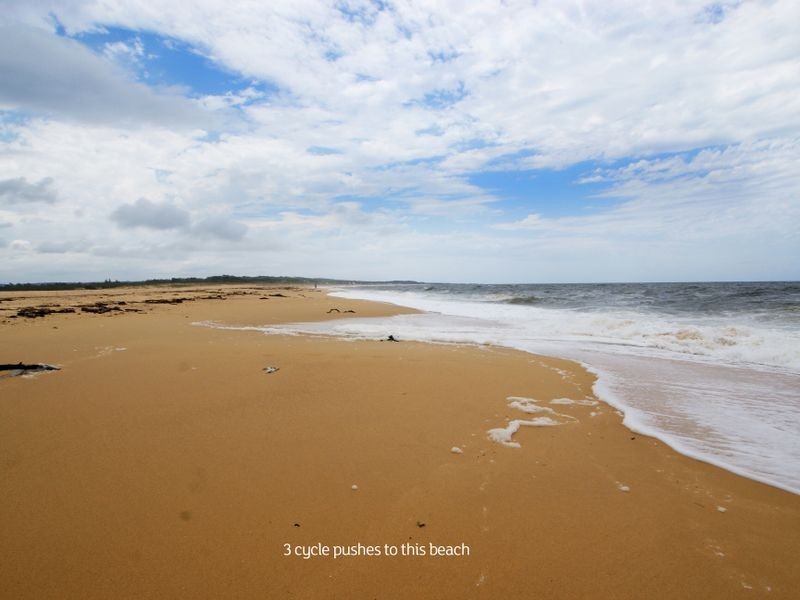 19 Chauvel Crescent, Tuross Head NSW 2537