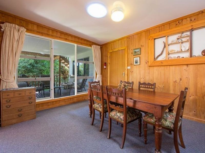 19 Chauvel Crescent, Tuross Head NSW 2537