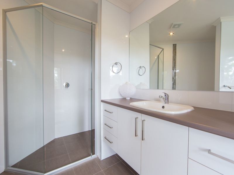 19 Oakwood Way, Catalina NSW 2536