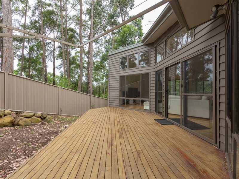 19 Oakwood Way, Catalina NSW 2536