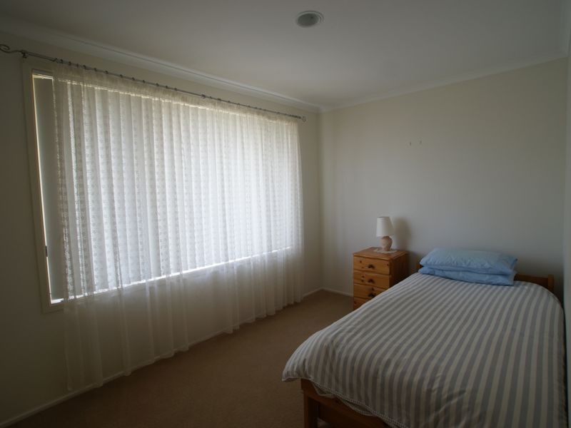 3/15 Eric Fenning Drive, Surf Beach NSW 2536