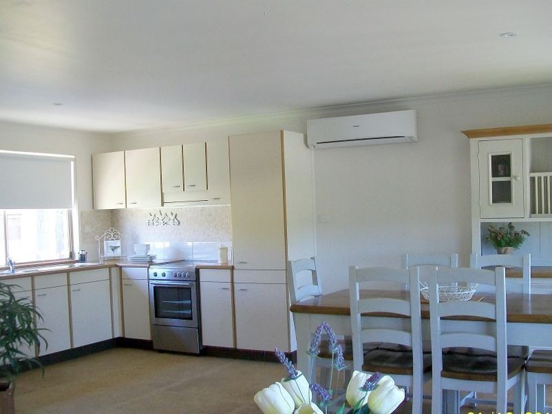 2 Lord Place, Batemans Bay North NSW 2536