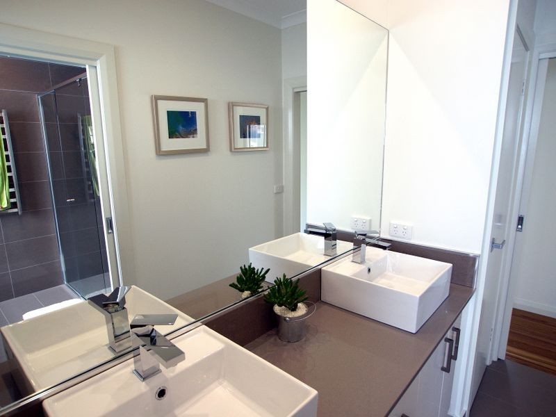 17 Griffiths Run, Broulee NSW 2537