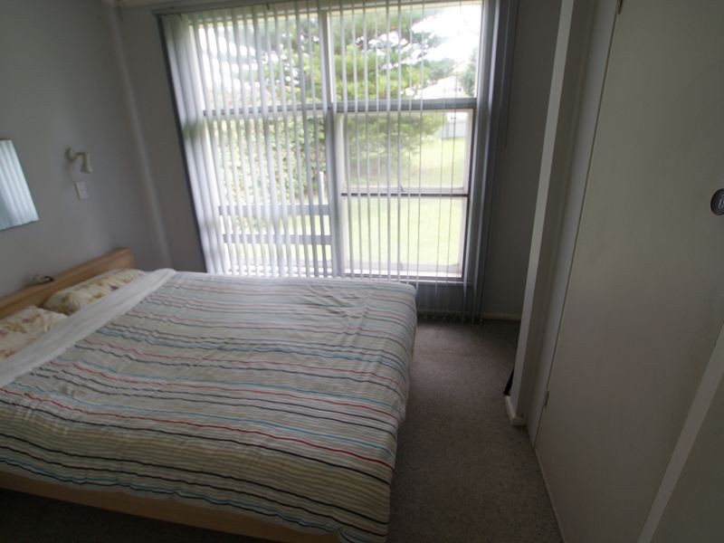 360 Beach Road, Batehaven NSW 2536