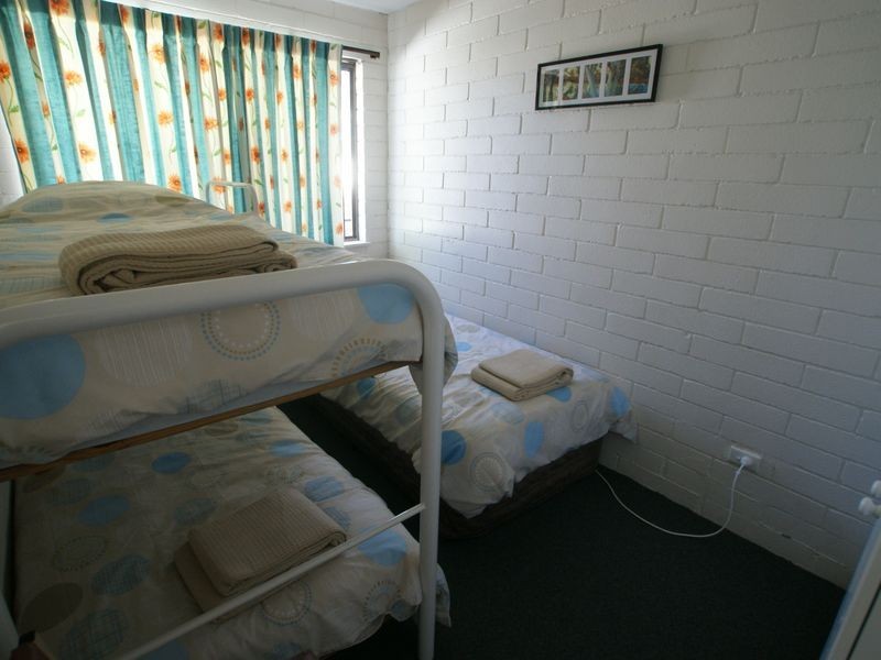 3 / 2-6 Matthew Parade, Batehaven NSW 2536