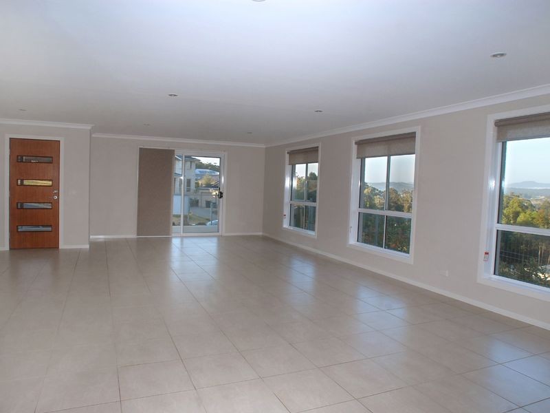 9A Broomfield Crescent, Long Beach NSW 2536