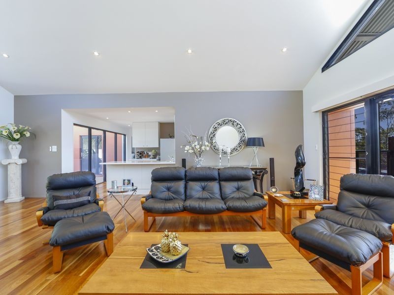 58 Yarrabee Drive, Batemans Bay NSW 2536