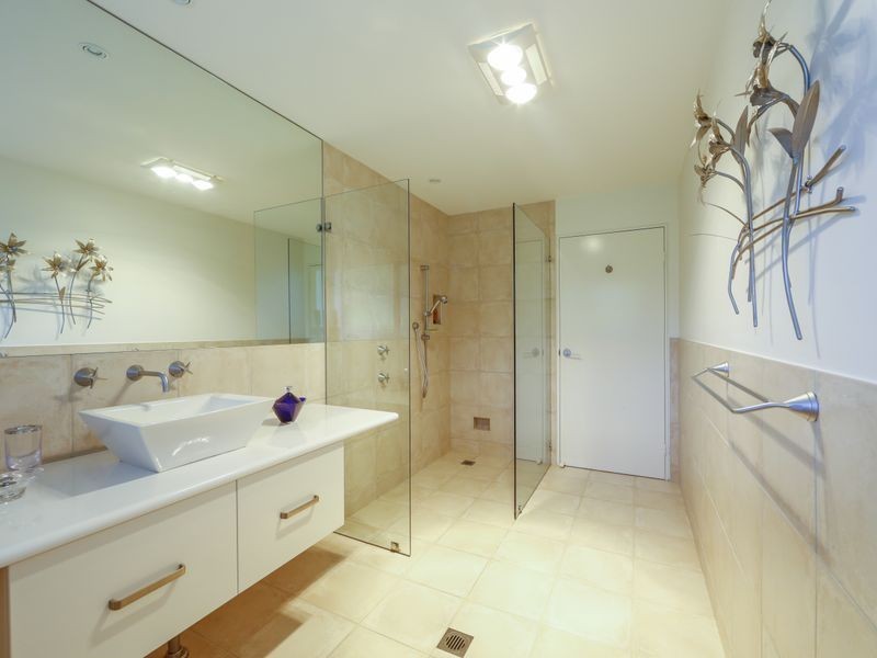 58 Yarrabee Drive, Batemans Bay NSW 2536