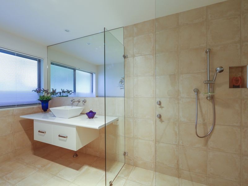 58 Yarrabee Drive, Batemans Bay NSW 2536