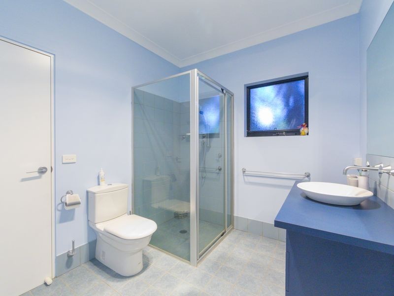 58 Yarrabee Drive, Batemans Bay NSW 2536