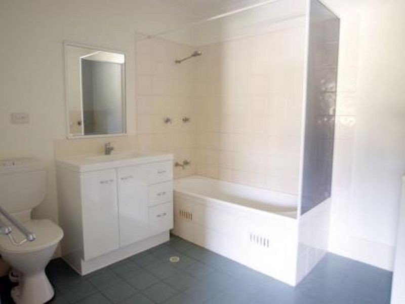 9/15 Eric Fenning Drive, Surf Beach NSW 2536