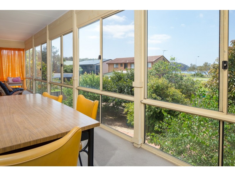 13 Belbowrie Parade, Maloneys Beach NSW 2536