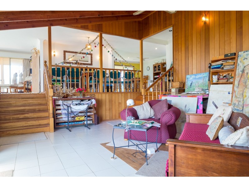 13 Belbowrie Parade, Maloneys Beach NSW 2536