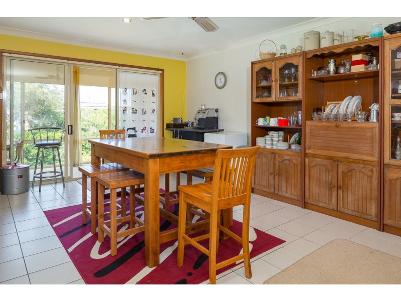 13 Belbowrie Parade, Maloneys Beach NSW 2536