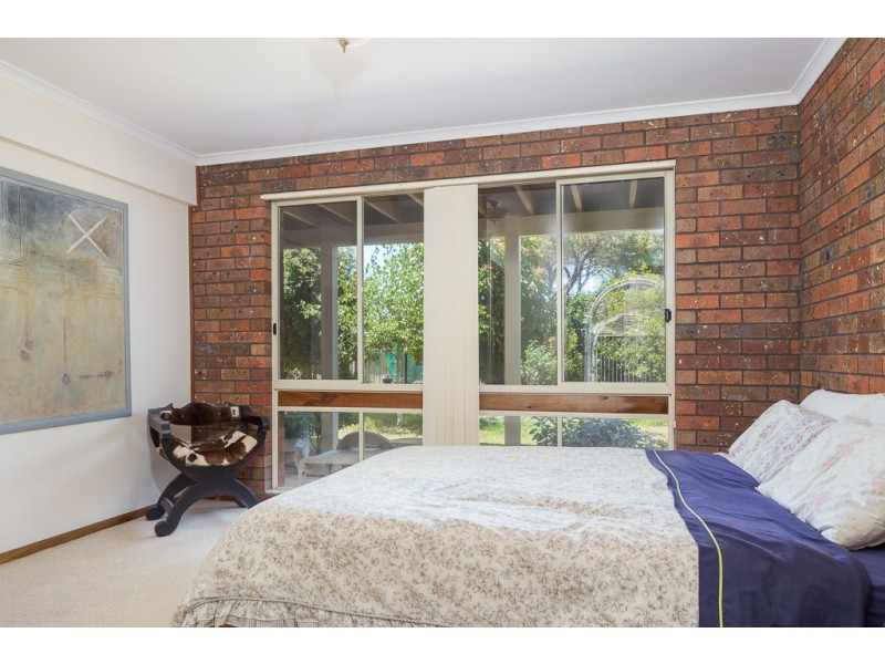 13 Belbowrie Parade, Maloneys Beach NSW 2536