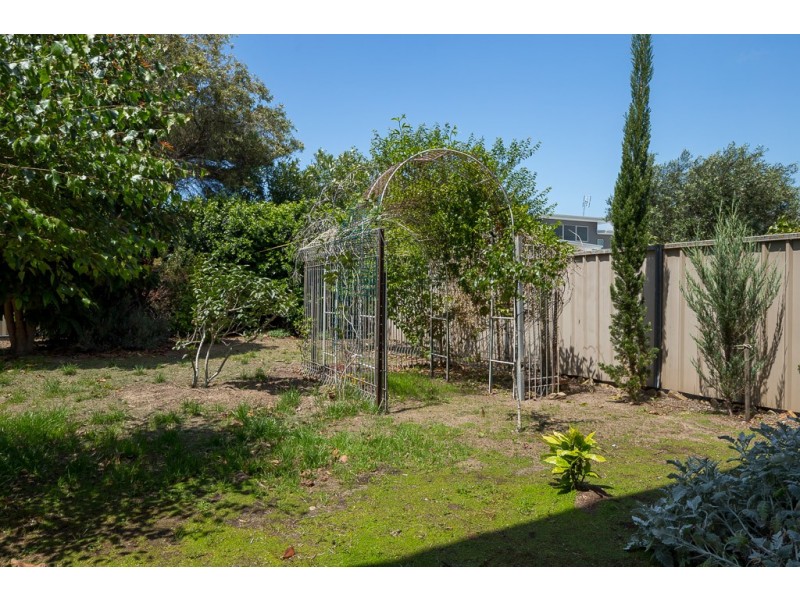 13 Belbowrie Parade, Maloneys Beach NSW 2536