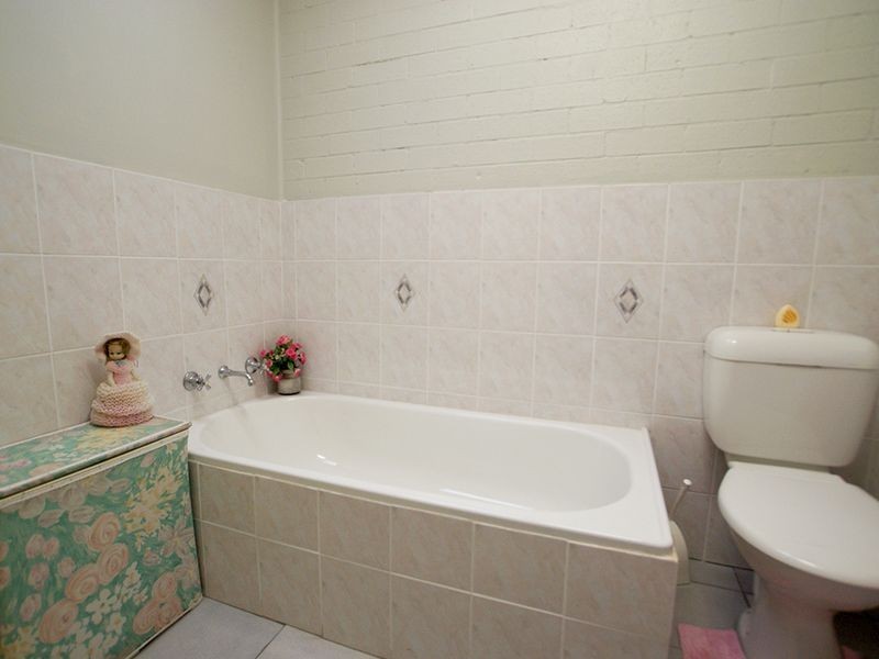5/12 Parker Avenue “Kinloch Court”, Surf Beach NSW 2536