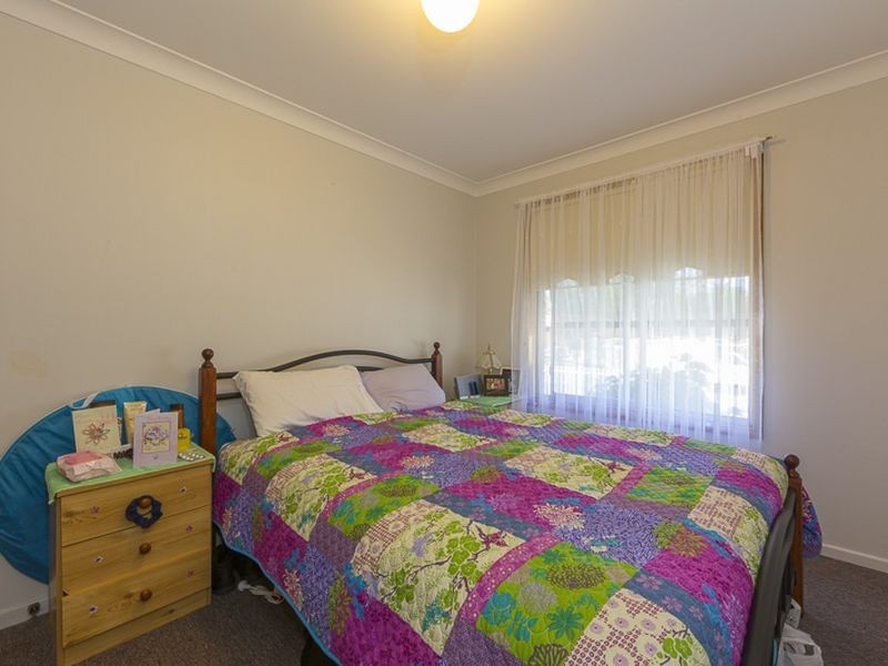 2 Cook Avenue, Surf Beach NSW 2536