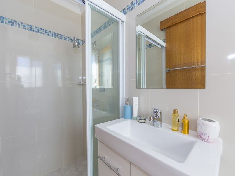 2 Cook Avenue, Surf Beach NSW 2536
