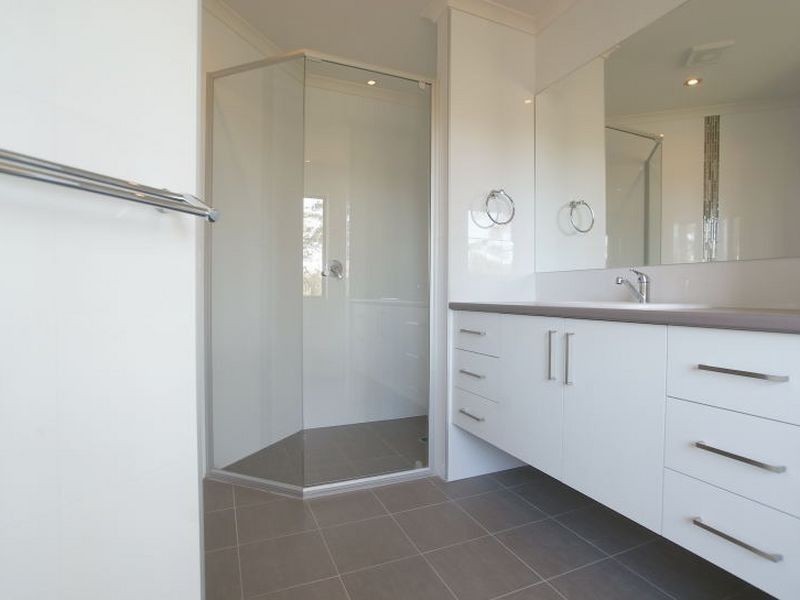 19 Oakwood Way, Catalina NSW 2536