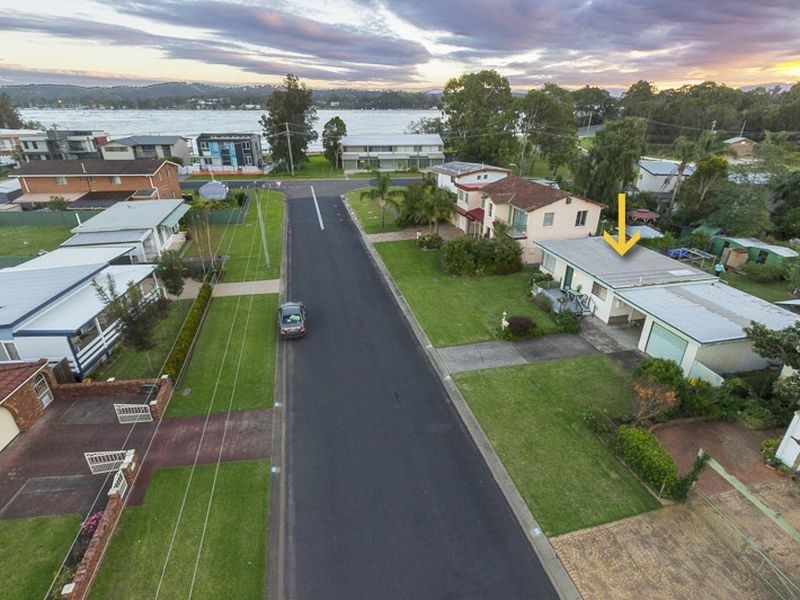 37 Wallaringa Street, Surfside NSW 2536