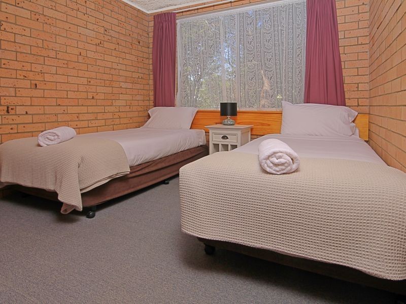 18 Imlay Street, Broulee NSW 2537