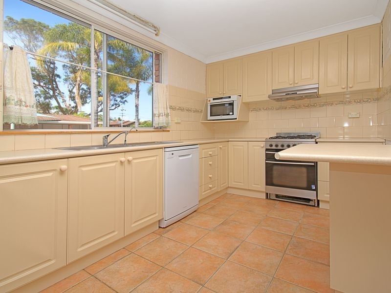 18 Imlay Street, Broulee NSW 2537