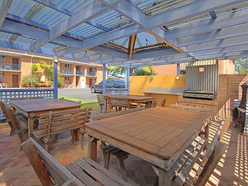 18 Imlay Street, Broulee NSW 2537