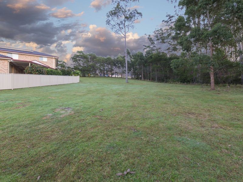 6 Henry Place, Long Beach NSW 2536