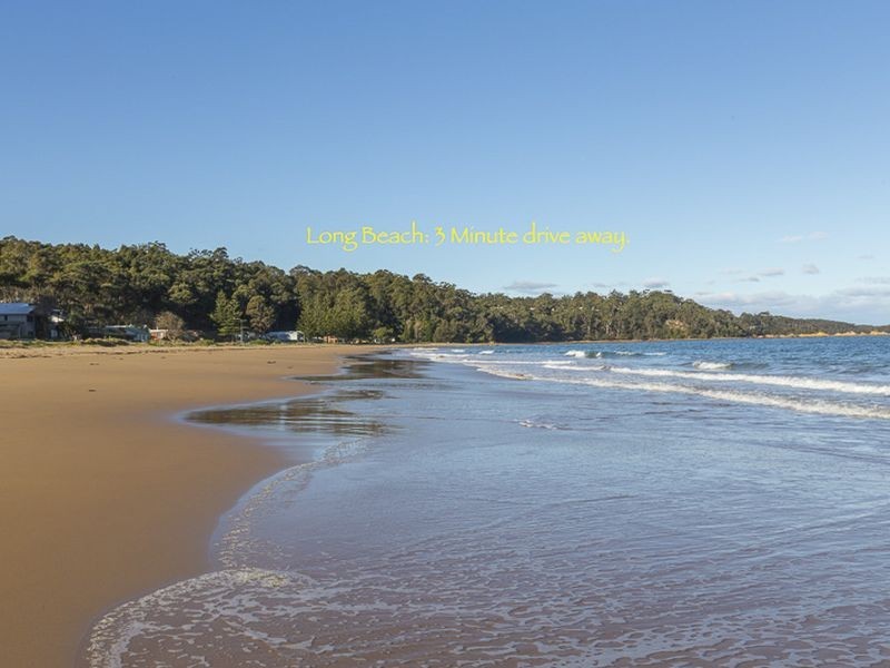 6 Henry Place, Long Beach NSW 2536