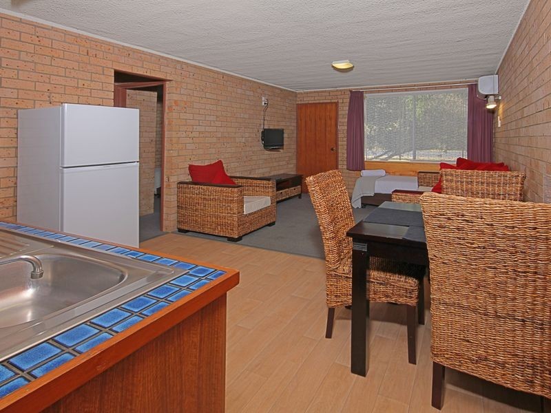 18 Imlay Street, Broulee NSW 2537