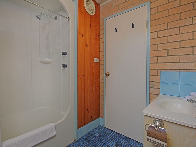 18 Imlay Street, Broulee NSW 2537