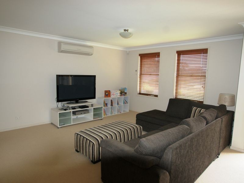 3 Gosse Pl, Sunshine Bay NSW 2536