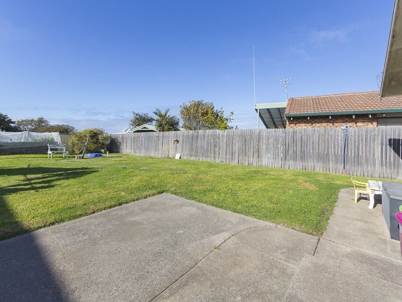 28 Euroka Avenue, Malua Bay NSW 2536