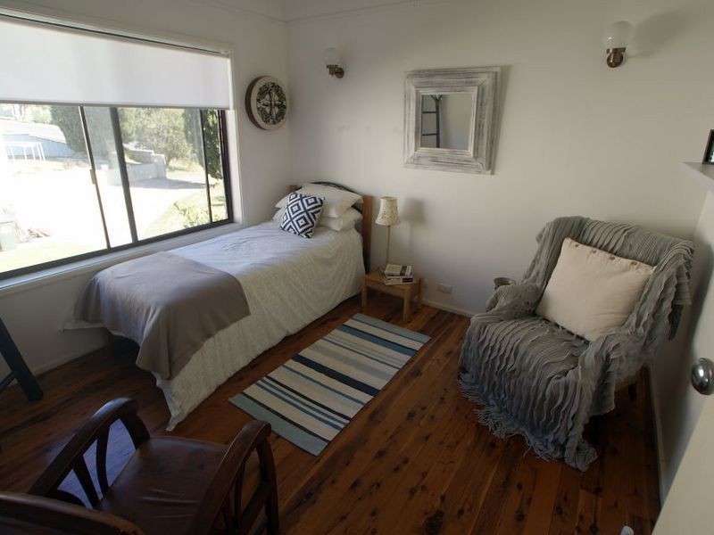 4 Euroka Avenue, Malua Bay NSW 2536