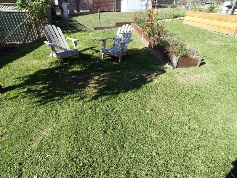 4 Euroka Avenue, Malua Bay NSW 2536