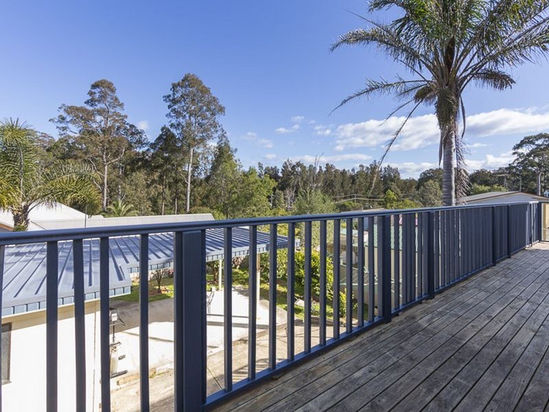 11 Beauty Crescent, Surfside NSW 2536
